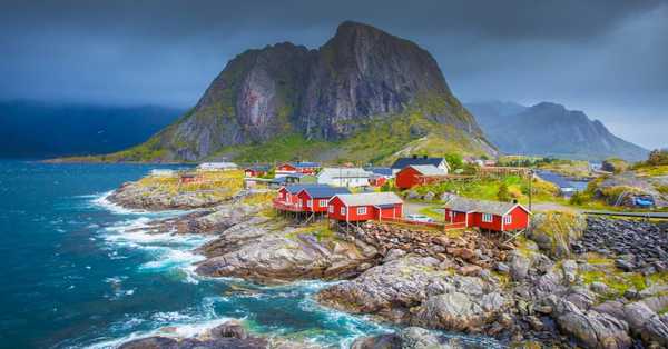 Lofoten, Norway Travel Guide : Food, hotel, Cost, Weather & geography, History, language, culture, things to see and do and how to reach